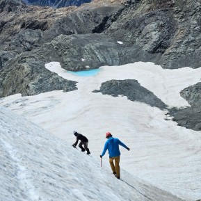 🏔️ Want to level up your alpine game in 2026?
We have a few spaces still open on our upcoming mountaineering skills courses — learn to move with confidence, make smart decisions in the mountains, and push past your limits! 💪
📍 Based at Caroline Hut — our private, heated alpine hut tucked into the heart of the Southern Alps — both courses combine expert guides, hands-on skills, and unforgettable mountain experiences. 
🔥 5 Day Introductory Mountaineering Course
Perfect for beginners or those new to alpine terrain. You’ll learn essential techniques like using crampons & ice-axe, ropework basics, snow and glacier travel, risk awareness and safe mountain movement — all while climbing Kaitiaki Peak and tackling real backcountry terrain. 
📅 Upcoming dates with spaces:
• 9–13 Feb 2026 — 2 spots
• 2–6 Mar 2026 — 2 spots
• 6–10 Apr 2026 — 3 spots
🔥 7 Day Intensive Mountaineering Skills Course
For adventurers who want a more thorough grounding in technical mountaineering. Includes advanced rope systems, glacier travel, crevasse rescue, pitched climbing, abseiling and more — tailored to conditions and group needs. 
📅 Dates with spaces:
• 3–9 Feb 2026 — 1 spot
• 30 Mar–5 Apr / 3 Apr — 1 spot
• 13–19 Apr 2026 — 2 spots
✨ Why join? Hands-on skills from IFMGA/NZMGA guides, small group ratios, stunning alpine terrain, and the confidence to explore and learn skills safely. Both courses are unique chances to build real mountaineering ability in real mountain terrain — from your first step up the glacier to advanced techniques. 
👉 DM or hit the link in bio to book — our courses have been very popular this summer and these spaces go fast! 🏃🏽♀️
🔗 https://alpinerecreation.com/new-zealand-alpine-climbing-mountaineering-instruction-and-guided-ascents/mountaineering-skills-and-alpine-climbing-courses
📸 @pablo_borjas
#mountaineering #alpineclimbing #learnmountaineering #mountainskills #learntoclimb - 🏔️ Want to level up your alpine game in 2026? 5