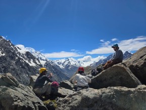 🏔️✨ Ball Pass Summit Trek
Up to Caroline Hut with epic views of the towering Caroline Face of Aoraki / Mount Cook — the backdrop was unreal. 😍🔥 
Explored along the beautiful Ball Ridge, soaking in sweeping alpine panoramas, then rounded it out with a scenic descent down the lower ridge. Every step was worth it. 🌄🥾 
A fun crew and unforgettable days in the high mountains. 🏔️☺️
Keen to join us for the next Ball Pass Summit Trek? Check out the details on our website:
🔗 https://alpinerecreation.com/new-zealand-alpine-hikes-trekking-and-snowshoeing/new-zealand-alpine-treks-and-hikes/ball-pass-summit-trek
📸 @wild_for_flowers
#BallPassSummitTrek #AorakiMountCook #CarolineHut #SouthernAlps #MountainHike - 🏔️✨ Ball Pass Summit Trek Up to Caroline Hut with epic views of the towering Caroline Face of Aoraki / Mount Cook — the backdrop was unreal. 3