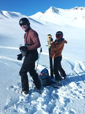 Just wrapped up an MSC Avalanche Skills Course 2 in the Two Thumb Range ❄️⛷️
A week of fresh snow, fun turns, and plenty of learning in the backcountry. From snowpack assessment to rescue practice, decision making and safe travel – we covered it all.
Big thanks to the crew for the good vibes and to our guide for sharing so much knowledge. Feel more confident and safer heading into the mountains this winter.
📸 @reiseraxel
📍 Two Thumb Range | 🏔️ Avalanche Skills Course
#backcountryskiing #skitouring #splitboarding #realbackcountry #avalancheskills #avalancherescue #avalancheawareness #twothumbrange #rexsimpsonhut #avalanchetraining #snowscience #alpinerecreation #avysavvy #nzmga #guideslife - Just wrapped up an MSC Avalanche Skills Course 2 in the Two Thumb Range ❄️⛷️ A week of fresh snow, fun turns, and plenty of learning in the backcountry. 6