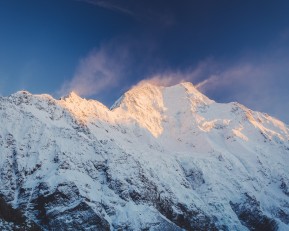Winter in the Southern Alps is nothing short of spectacular. ❄️🏔️
These incredible images were captured by our guest Samuel during last week’s Winter Mountaineering Course from Caroline Hut. From glowing sunset cloud formations over Aoraki / Mount Cook and Mount Tasman to snow streaming from the summits in powerful alpine winds, these are the moments that make winter mountaineering so special.
Winter offers some of the most dramatic mountain photography you’ll ever experience. Crisp air, fresh snow, incredible light and ever-changing weather combine to create unforgettable scenes — whether you’re behind the camera or simply taking it all in.
A huge thank you to Samuel for sharing these stunning photos with us.
Ready to experience the magic of the Southern Alps this winter? Our Winter Mountaineering Courses are the perfect way to build alpine skills while exploring New Zealand’s most breathtaking mountain landscapes.
🔗 https://alpinerecreation.com/new-zealand-alpine-instruction-courses/mountaineering-and-climbing-instruction-courses/winter-mountaineering-course
📷 Samuel Aguilar
#WinterMountaineering #SouthernAlps #AorakiMountCook #CarolineHut #AlpineSkills - Winter in the Southern Alps is nothing short of spectacular. 8
