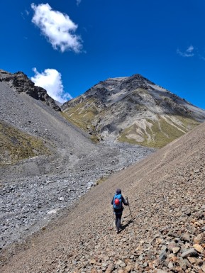 A classic East Coast escape 🏔️
When the NW is roaring and the Main Divide is plastered in cloud, heading east can be the smart — and spectacular — call.
Tapuae-O-Uenuku delivered in full: two nights at the Hodder Huts, many crossings of the Hodder River, then the Staircase Stream rising toward the summit.
At 2,885m, Tapuae is the highest peak in the Kaikōura Ranges, standing well east of the Main Divide and standing apart in every sense — big skies, wide horizons, and a real feeling of space. From the top, the Kaikōura Ranges drop sharply to the sea, while the Inland Kaikōuras ripple away in dry, sculpted ridgelines. It’s a mountain of contrasts: arid valleys below, alpine above, and a long, satisfying climb that rewards patience and good timing.
A timeless climb, a rewarding route, and one of those peaks that feels quietly significant every time you’re on it. Classic for a reason. 🥾⛰️
📸 S. Ball
#TapuaeOUenuku #KaikouraRanges #Mountaineering #NZMountains #NZMGA - A classic East Coast escape 🏔️ When the NW is roaring and the Main Divide is plastered in cloud, heading east can be the smart — and spectacular — call. 9