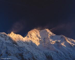 Winter in the Southern Alps is nothing short of spectacular. ❄️🏔️
These incredible images were captured by our guest Samuel during last week’s Winter Mountaineering Course from Caroline Hut. From glowing sunset cloud formations over Aoraki / Mount Cook and Mount Tasman to snow streaming from the summits in powerful alpine winds, these are the moments that make winter mountaineering so special.
Winter offers some of the most dramatic mountain photography you’ll ever experience. Crisp air, fresh snow, incredible light and ever-changing weather combine to create unforgettable scenes — whether you’re behind the camera or simply taking it all in.
A huge thank you to Samuel for sharing these stunning photos with us.
Ready to experience the magic of the Southern Alps this winter? Our Winter Mountaineering Courses are the perfect way to build alpine skills while exploring New Zealand’s most breathtaking mountain landscapes.
🔗 https://alpinerecreation.com/new-zealand-alpine-instruction-courses/mountaineering-and-climbing-instruction-courses/winter-mountaineering-course
📷 Samuel Aguilar
#WinterMountaineering #SouthernAlps #AorakiMountCook #CarolineHut #AlpineSkills - Winter in the Southern Alps is nothing short of spectacular. 6