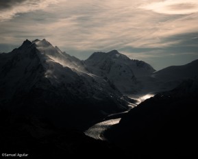 Winter in the Southern Alps is nothing short of spectacular. ❄️🏔️
These incredible images were captured by our guest Samuel during last week’s Winter Mountaineering Course from Caroline Hut. From glowing sunset cloud formations over Aoraki / Mount Cook and Mount Tasman to snow streaming from the summits in powerful alpine winds, these are the moments that make winter mountaineering so special.
Winter offers some of the most dramatic mountain photography you’ll ever experience. Crisp air, fresh snow, incredible light and ever-changing weather combine to create unforgettable scenes — whether you’re behind the camera or simply taking it all in.
A huge thank you to Samuel for sharing these stunning photos with us.
Ready to experience the magic of the Southern Alps this winter? Our Winter Mountaineering Courses are the perfect way to build alpine skills while exploring New Zealand’s most breathtaking mountain landscapes.
🔗 https://alpinerecreation.com/new-zealand-alpine-instruction-courses/mountaineering-and-climbing-instruction-courses/winter-mountaineering-course
📷 Samuel Aguilar
#WinterMountaineering #SouthernAlps #AorakiMountCook #CarolineHut #AlpineSkills - Winter in the Southern Alps is nothing short of spectacular. 7