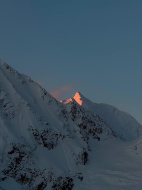 Just back from an epic few days on the Ball Pass Summit Trek in Aoraki / Mount Cook National Park — and wow, what a journey! 🌧️🥾
The hike in was a proper challenge: rough conditions and relentless terrain weaving up towards Caroline Hut. By the time we arrived, tired and sore, that warm, cosy haven with the fire crackling and a hot brew waiting felt like pure magic 🔥☕ — the perfect place to dry out and recharge after a hard slog. 
We woke to fresh snow, with more flakes still falling, so we spent some time sharpening alpine skills close to the hut — crampons, ice axe, and some abseiling — before the clouds finally lifted. And when they did… holy smokes. Aoraki and the Southern Alps revealed themselves in all their glory 🏔️❄️. Totally worth every step. 
Huge thanks to the mountains, the crew, and the unforgettable nights at Caroline Hut. Already dreaming of the next one. ✨
📸 P. Stevens
#BallPassSummit #AlpineTrek #MountainHiking #AorakiMountCook #CarolineHut #SouthernAlps #MountainAdventure #AlpineSkills #Crampons #IceAxe #Mountaineering #NZMGA #GuideLife - Just back from an epic few days on the Ball Pass Summit Trek in Aoraki / Mount Cook National Park — and wow, what a journey! 3