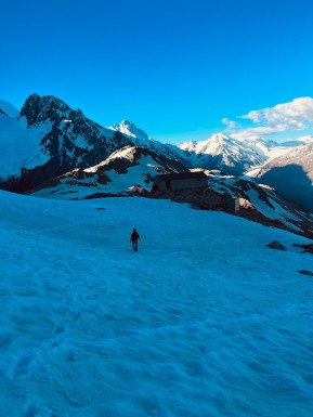 Highlights from our recent Ball Pass Summit Trek.
Thanks Amy Carroll for sharing your pics with us 🫶
#BallPassSummitTrek #CarolineHut #AlpineTrekking #MountainHiking #SouthernAlps #NZMountains #AorakiMountCook #Mountaineering #NZMGA #AlpineRecreation - Highlights from our recent Ball Pass Summit Trek. 5