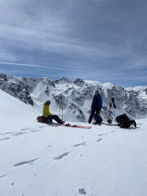 We’ve had some wild weather recently. When the Symphony on Skis Traverse wasn’t on the cards, we headed east for a Cass Valley “Haute Route” instead — it turned out to be an excellent plan B.
Hut-to-hut from O’Leary’s to Falcon’s Nest to Lady Emily, with plenty of extra laps along the way.
We battled the winds, scored wind-drifted powder and spring corn, and somehow clocked even more vertical than the plan A route.
Not quite the Symphony — but a pretty good remix. 🎿❄️
#SkiTouring #BackcountrySkiing #SkiMountaineering #EarnYourTurns #SkiUphill #NZMountains #SouthernAlps #CassValley #HauteRoute #SymphonyOnSkis #SpringSkiing #PowderAndCorn #OLearysHut #FalconsNestHut #LadyEmilyHut #AlpineRecreation #MackenzieNZ #ChasingLines #TekapoAdventures #NZMGA #WeAreIFMGA #GuideLife - We’ve had some wild weather recently. 14