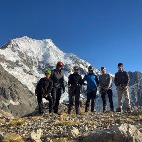 A full week in the mountains ⛰️❄️
Our latest Intensive Mountaineering Skills Course delivered the full alpine experience — five days of perfect weather for learning and climbing, followed by a proper winter finish with fresh snow, a cosy hut day, and a descent in light rain on the final day.
From ropework and glacier travel to movement on snow, ice, and alpine rock, it was a rewarding progression for the whole team. Big conditions, big learning, and a great group to share it with.
This is what real mountaineering looks like — adapting to the mountains as they change.
📍 Aoraki / Mount Cook National Park
📸 P. Stevens
👉 Ready to build your alpine skills? Check out the course via the link in bio.
🔗 https://alpinerecreation.com/new-zealand-alpine-instruction-courses/mountaineering-and-climbing-instruction-courses/intensive-mountaineering-skills-course
#Mountaineering #AlpineSkills #AorakiMountCook #ClimbNZ #MountainSkills - A full week in the mountains ⛰️❄️ Our latest Intensive Mountaineering Skills Course delivered the full alpine experience — five days of perfect weather for learning and climbing, followed by a proper winter finish with fresh snow, a cosy hut day, and a descent in light rain on the final day. 1