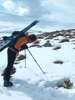 Just wrapped up an MSC Avalanche Skills Course 2 in the Two Thumb Range ❄️⛷️
A week of fresh snow, fun turns, and plenty of learning in the backcountry. From snowpack assessment to rescue practice, decision making and safe travel – we covered it all.
Big thanks to the crew for the good vibes and to our guide for sharing so much knowledge. Feel more confident and safer heading into the mountains this winter.
📸 @reiseraxel
📍 Two Thumb Range | 🏔️ Avalanche Skills Course
#backcountryskiing #skitouring #splitboarding #realbackcountry #avalancheskills #avalancherescue #avalancheawareness #twothumbrange #rexsimpsonhut #avalanchetraining #snowscience #alpinerecreation #avysavvy #nzmga #guideslife - Just wrapped up an MSC Avalanche Skills Course 2 in the Two Thumb Range ❄️⛷️ A week of fresh snow, fun turns, and plenty of learning in the backcountry. 5