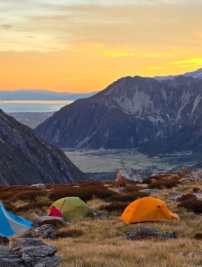 Perched high above the Hooker Valley near the Main Divide of the Southern Alps, watching the last light fire up Aoraki and fade toward Pukaki.
The wind never let up, but the stars didn’t disappoint — Southern Cross blazed over our tents, and the Milky Way was out in full force ⛺️✨
A wild, windy, unforgettable night out high in the mountains.
📸 @elke_mountain_guide @biaboucinhas
#Aoraki #MountCook #HookerValley #LakePukaki #SouthernCross #NZMountains #CoplandPass #FitzgeraldPass #RealBackcountry #SouthernAlps #Mountaineering #NightPhotography #DarkSky #Starlight #Sunset #Mountaineering #NZMGA #GuidesLife - Perched high above the Hooker Valley near the Main Divide of the Southern Alps, watching the last light fire up Aoraki and fade toward Pukaki. 6