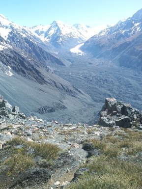🏔️ Ball Pass Summit Trek ❄️
Three big days in classic Aoraki / Mt Cook alpine trekking terrain.
Up the direct route to Caroline Hut, then a standout middle day climbing Kaitiaki Peak and crossing the Ball Glacier — crampons on almost the whole way, with just a short ridge section up Fergun’s Knob.
We wrapped it up by dropping back to the Tasman Valley via Ball Ridge, with incredible views over the lower Caroline Icefall — absolutely worth the descent for that alone.
Serious alpine travel, big glaciers, and unforgettable scenery.
📸 @reiseraxel
#BallPassSummitTrek #AorakiMountCook #CarolineHut #AlpineRecreation #SouthernAlps #GlacierTravel #CramponsOn #AlpineTrekking #MountainHiking #MountainAdventure #NZMGA #GuideLife - 🏔️ Ball Pass Summit Trek ❄️ Three big days in classic Aoraki / Mt Cook alpine trekking terrain. 1