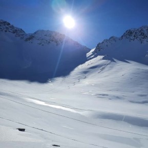 Spring ski touring at Fox Peak 🏔️⛷️
More dodging westerlies, more wind, and plenty of mixed conditions — but that’s spring! Sunshine breaking through out east made it all worth it.
Big smiles, pockets of soft snow, a sense of adventure, and stunning views from the summit. ☀️🏔️
📸 M. Austin
#FoxPeak #SpringSkiTouring #BackcountryNZ #TwoThumbRange #SkiTouringNZ #SkiUphill #EarnYourTurns #NZMGA #GuidesLife - Spring ski touring at Fox Peak 🏔️⛷️ More dodging westerlies, more wind, and plenty of mixed conditions — but that’s spring! 4