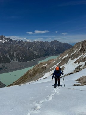 High up in Aoraki / Mount Cook National Park, the Ball Pass Summit Trek delivered everything we love about true alpine travel.
The first day began hiking into the cloud, trusting the process. Overnight the skies cleared, revealing Aoraki and the Caroline Face glowing in starlight ✨
What followed, was a classic alpine day — learning essential mountaineering skills, using crampons and ice axe, practising self-arrest, climbing Kaitiaki Peak, then crossing Ball Pass and returning via the Ball Glacier.
We finished with a stunning walk out along Ball Ridge, big views all the way to the valley floor.
A challenging, rewarding trek that blends alpine skills, high mountain scenery and real adventure.
📸 @elke_mountain_guide
Keen to join our next Ball Pass Summit Trek? Check out the details on our website:
🔗 https://alpinerecreation.com/new-zealand-alpine-hikes-trekking-and-snowshoeing/new-zealand-alpine-treks-and-hikes/ball-pass-summit-trek
#BallPass #AorakiMountCook #AlpineTrek #MountaineeringSkills #SouthernAlps - High up in Aoraki / Mount Cook National Park, the Ball Pass Summit Trek delivered everything we love about true alpine travel. 4