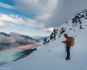 Winter in the Southern Alps is nothing short of spectacular. ❄️🏔️
These incredible images were captured by our guest Samuel during last week’s Winter Mountaineering Course from Caroline Hut. From glowing sunset cloud formations over Aoraki / Mount Cook and Mount Tasman to snow streaming from the summits in powerful alpine winds, these are the moments that make winter mountaineering so special.
Winter offers some of the most dramatic mountain photography you’ll ever experience. Crisp air, fresh snow, incredible light and ever-changing weather combine to create unforgettable scenes — whether you’re behind the camera or simply taking it all in.
A huge thank you to Samuel for sharing these stunning photos with us.
Ready to experience the magic of the Southern Alps this winter? Our Winter Mountaineering Courses are the perfect way to build alpine skills while exploring New Zealand’s most breathtaking mountain landscapes.
🔗 https://alpinerecreation.com/new-zealand-alpine-instruction-courses/mountaineering-and-climbing-instruction-courses/winter-mountaineering-course
📷 Samuel Aguilar
#WinterMountaineering #SouthernAlps #AorakiMountCook #CarolineHut #AlpineSkills - Winter in the Southern Alps is nothing short of spectacular. 9