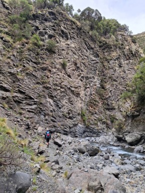 A classic East Coast escape 🏔️
When the NW is roaring and the Main Divide is plastered in cloud, heading east can be the smart — and spectacular — call.
Tapuae-O-Uenuku delivered in full: two nights at the Hodder Huts, many crossings of the Hodder River, then the Staircase Stream rising toward the summit.
At 2,885m, Tapuae is the highest peak in the Kaikōura Ranges, standing well east of the Main Divide and standing apart in every sense — big skies, wide horizons, and a real feeling of space. From the top, the Kaikōura Ranges drop sharply to the sea, while the Inland Kaikōuras ripple away in dry, sculpted ridgelines. It’s a mountain of contrasts: arid valleys below, alpine above, and a long, satisfying climb that rewards patience and good timing.
A timeless climb, a rewarding route, and one of those peaks that feels quietly significant every time you’re on it. Classic for a reason. 🥾⛰️
📸 S. Ball
#TapuaeOUenuku #KaikouraRanges #Mountaineering #NZMountains #NZMGA - A classic East Coast escape 🏔️ When the NW is roaring and the Main Divide is plastered in cloud, heading east can be the smart — and spectacular — call. 6