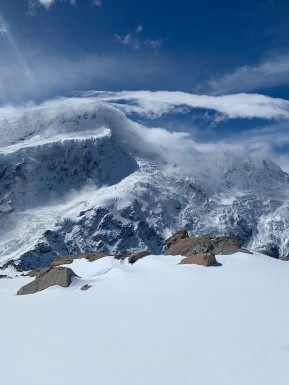 ❄️ Sealy Range Traverse ❄️
Three unforgettable days back in full winter mode — in December. Over half a metre of cold, fresh snow transformed the Sealy Range, with plenty of steps to plug and more than a few moments wishing we were on skis instead of boots.
We climbed high toward Mt Sealy, turning back just short of the summit due to a lack of solid snow for anchors — a good reminder that judgement matters more than summits. Clouds poured dramatically over Mount Sefton on the Main Divide, putting on a show that never got old.
Two cold, crisp nights camped on the Annette Plateau, stars blazing and the Milky Way stretched overhead. We completed the loop with an early-morning exit down Sawyers Stream before the heat arrived, followed by a long, careful scramble down Sebastopol Ridge.
From start to finish, the scenery was next-level — even more spectacular under a fresh blanket of snow. True alpine magic. 🏔️✨
📸 @elke_mountain_guide @symphonyonskis
🔗 https://alpinerecreation.com/new-zealand-alpine-hikes-trekking-and-snowshoeing/trans-alpine-crossings-and-traverses/sealy-range-traverse
#SealyRange #TransAlpine #MountainJourney #AlpineTrek #Mountaineering - ❄️ Sealy Range Traverse ❄️ Three unforgettable days back in full winter mode — in December. 6