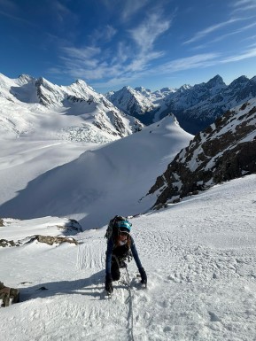 Five epic days up at Plateau Hut for our Specialized Alpine Climbing Course — sunrises that stopped us in our tracks, a couple of stormy days to keep things real, and a whole lot of learning in between.
From glacial rope work and pre-emptive decision making to crampon/ice axe skills, moving together and pitched climbing, Sophia and Max spent plenty of time on the sharp end. We even squeezed in summits of both Glacier Dome and ANZAC Peaks.
When the weather didn’t play ball, the hut turned into a classroom with kitchen-table crevasse rescue sessions with a super fun, sociable crew.
To wrap things up, we headed to Red Arête at Sebastopol Bluffs for a day on warm rock.
What a week! 🌄🧗♂️❄️
📸 @millermountainguides
🔗 https://alpinerecreation.com/new-zealand-alpine-climbing-mountaineering-instruction-and-guided-ascents/mountaineering-skills-and-alpine-climbing-courses/specialized-alpine-climbing-course
#alpineclimbing #mountaineering #climbingcourse #southernalps #aoraki #plateauhut #glacierdome #anzacpeaks #climbon #crampons #iceaxe #crevasserescue #glaciertravel #mountainguide #weareifmga #sebastopolbluffs #alpinelife #nzadventures #mountaintraining - Five epic days up at Plateau Hut for our Specialized Alpine Climbing Course — sunrises that stopped us in our tracks, a couple of stormy days to keep things real, and a whole lot of learning in between. 3