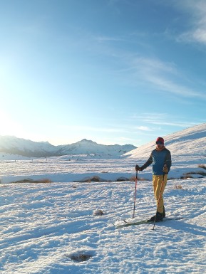 How many places in New Zealand can you click into your skis straight from the door of a warm, cosy mountain hut… and spend the day gliding through untouched snow with sweeping views over the turquoise waters of Lake Tekapo?
That’s what makes Nordic ski touring in the Two Thumb Range so special.
No crowded ski fields. No chairlifts. Just rolling alpine terrain, crisp winter air, and the simple rhythm of travelling through the mountains under your own power. Whether you’re new to Nordic skiing or already hooked, it’s an incredible way to explore the backcountry at a slower pace and discover parts of the mountains that few people see.
After a day on the snow, there’s nothing better than returning to Rex Simpson Hut, lighting the fire, sharing stories over dinner, and watching the sun set over the Southern Alps.
Winter doesn’t get much better than this. 🎿❄️
📸 A. Reiser
🔗 https://alpinerecreation.com/new-zealand-backcountry-skiing-and-split-boarding/nordic-cross-country-ski-touring/nordiccross-country-ski-touring
#NordicSkiing #CrossCountrySkiing #BackcountrySkiing #LakeTekapo #TwoThumbRange - How many places in New Zealand can you click into your skis straight from the door of a warm, cosy mountain hut… and spend the day gliding through untouched snow with sweeping views over the turquoise waters of Lake Tekapo? 1